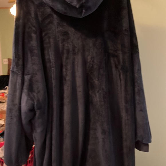 Men’s One Size Fits Most- Navy Huggle - Picture 6 of 6